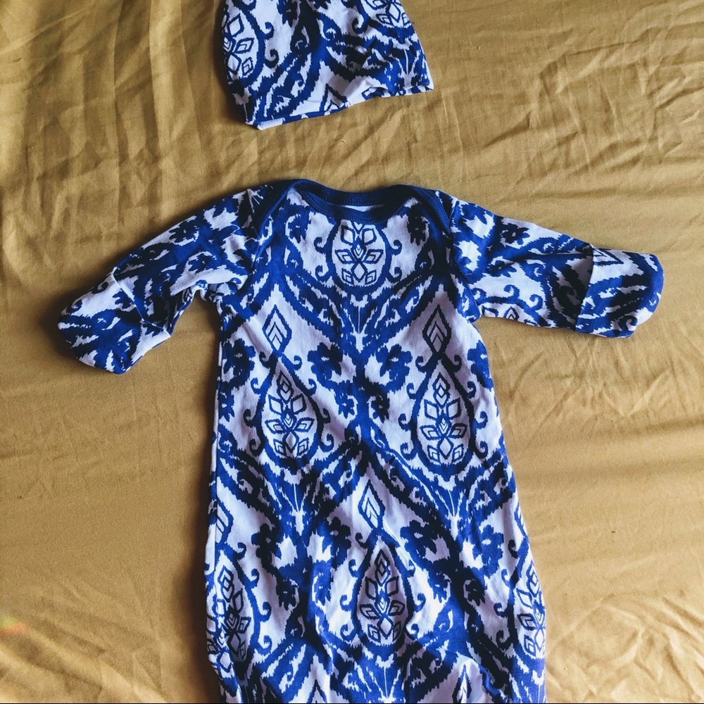 Nursing nightgown,matching newborn gown and hat